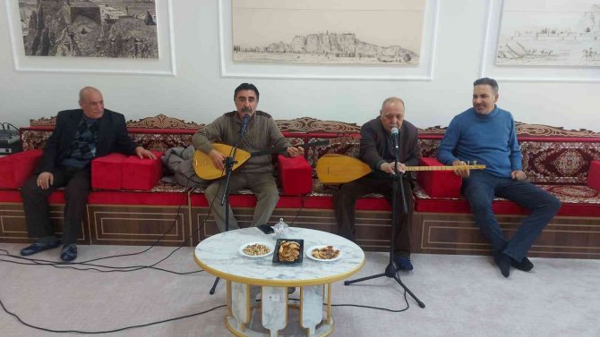 Van Büyükşehir Belediyesinin Sanat Etkinlikleri Devam Ediyor