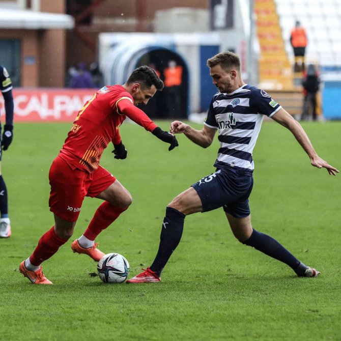 Kayserispor 5. Kez Yenildi