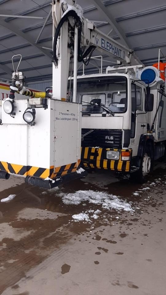 Zonguldak Havalimanı’nda Pist Temizleme Çalışmaları Sürüyor