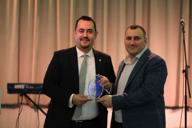 224 Bursa Ve Bursaspor Gönüllüleri Derneği’nin Yeni Başkanı Mustafa Kemal Şençayır Oldu