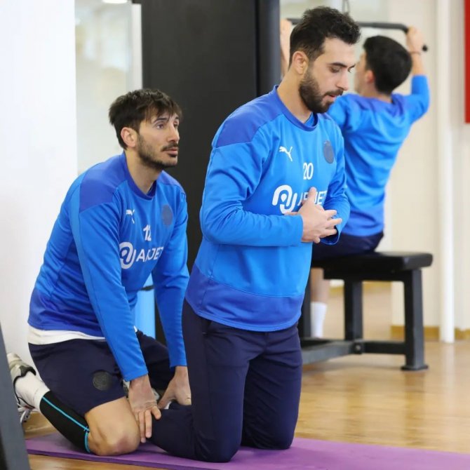 Afyonspor Antrenmanı Fitness Salonunda Yaptı