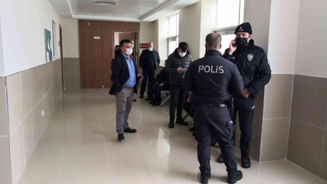 Öğrencisini Dövdüğü Anlar Kameraya Yansıyan Öğretmenin Davası Başladı