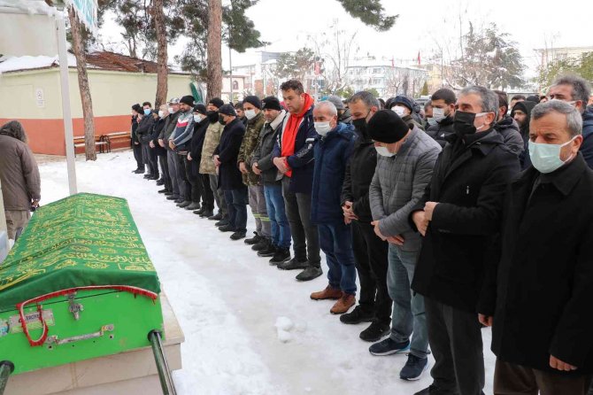 Amasya’da Kar Nedeniyle Yaylada 3 Gün Mahsur Kalan Vatandaş Ölü Bulundu