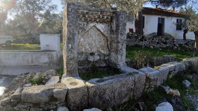 Aydınlı Doğaseverlerden, Tarihi Mezarları Koruma Çağrısı