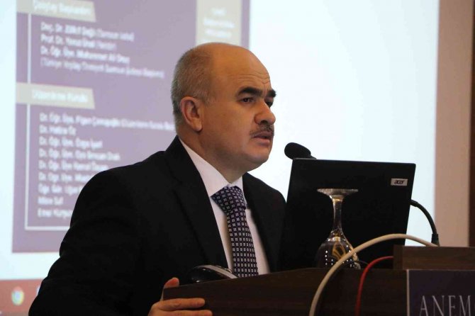 Vali Dağlı: “Gençleri Bağımlılıktan Uzak Tutmak İçin Herkes Elini Taşın Altına Koymalı”