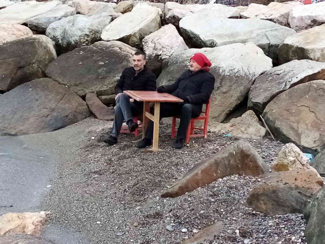 35 Yıllık Dalgıç Çavdar: "Bandırma’daki Deniz Çekilmesi İncelenmeli"