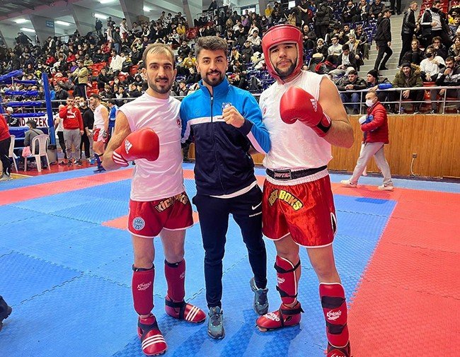 Etü’lü Sporcular 2 Altın, 1 Gümüş Madalya Kazandı