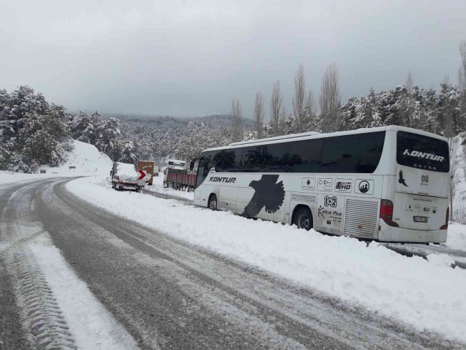 Muğla-denizli Karayolu Ulaşıma Açıldı