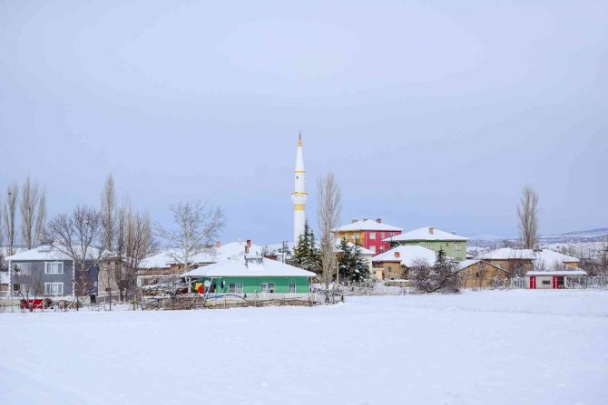 Kahramankazan’da Kartpostallık Kar Manzaraları