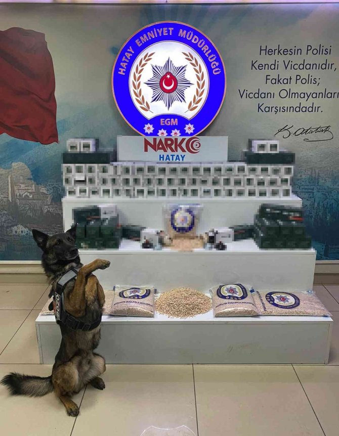 Uyuşturucuları Hava Filtresine Gizlemişler