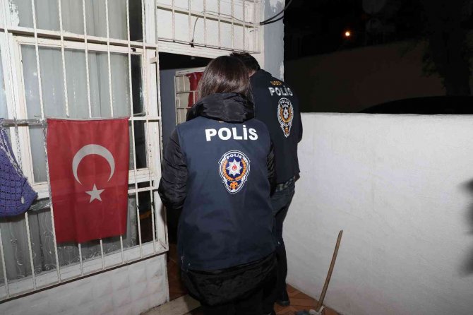 Mersin Merkezli 4 İlde Dolandırıcılara Şafak Operasyonu: 10 Gözaltı