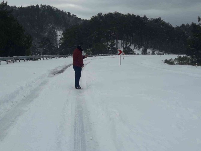 Muğla-denizli Karayolu Kar Nedeniyle Ulaşıma Kapandı