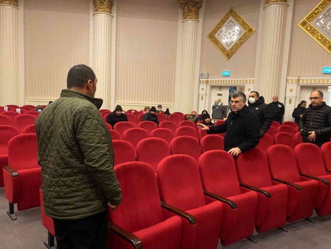 Sultanbeyli’de Kış Çalışmaları Aralıksız Devam Ediyor