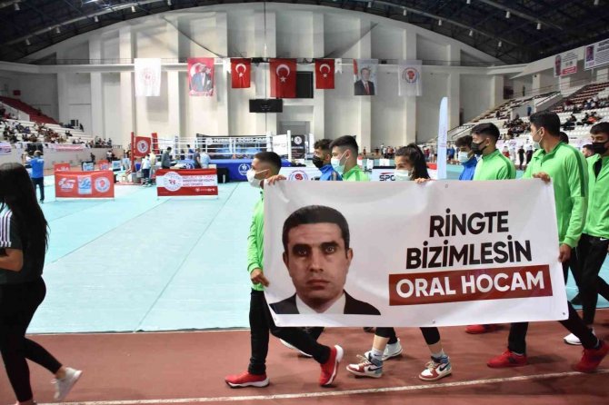 Oral Arslan’ın İsmi Türkiye Gençler Boks Şampiyonası’na Verildi