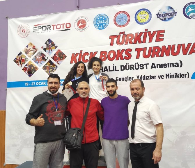 Aydın’ın Demir Yumrukları, Şampiyonadan Madalyalarla Döndü