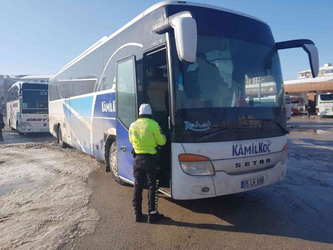 Van’da Otobüslere Yönelik Denetim Yapıldı