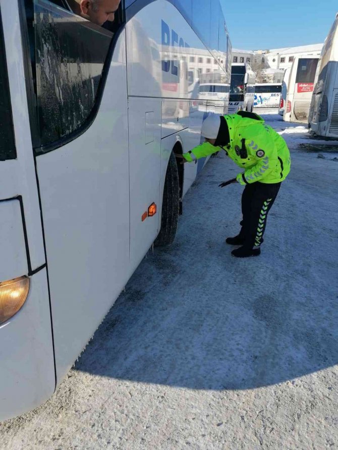 Van’da Otobüslere Yönelik Denetim Yapıldı