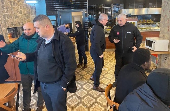Osmangazi Köprüsünden Sadece Kış Lastikli Binek Araçlar Geçebiliyor