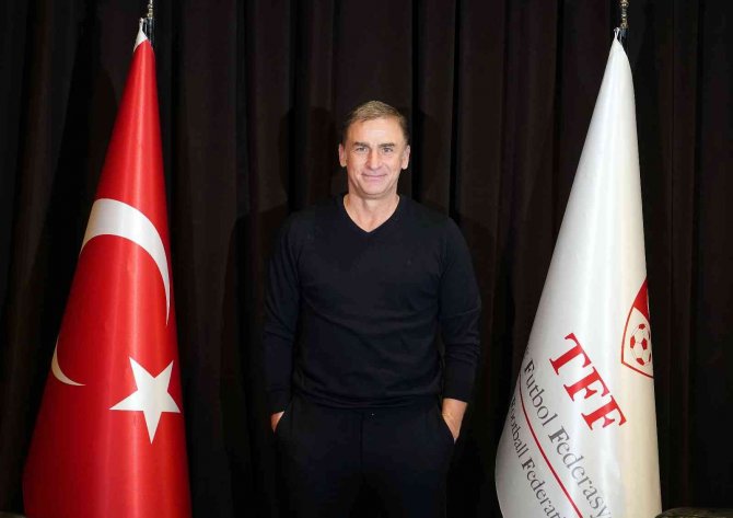 Stefan Kuntz: "Milli Eğitim Sistemiyle, Futbol Sistemi Paralel Gitmeli"