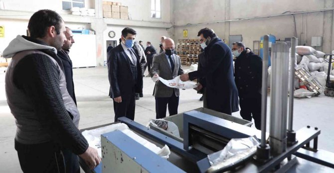 Ağrı Valisi Varol’dan Kobi̇ Merkezine Ziyaret