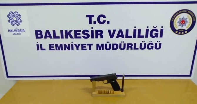 Balıkesir Emniyeti Aranan 16 Kişiyi Yakaladı