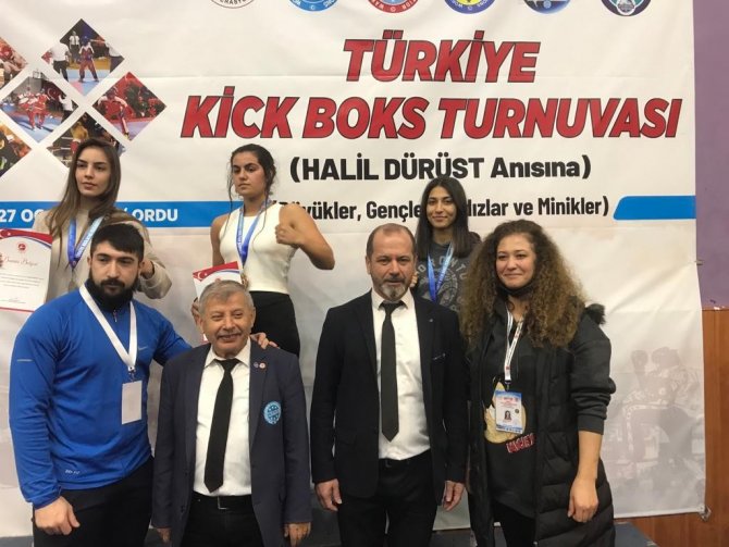 Şehzadeler’in Sporcusu Betül’den Bronz Madalya