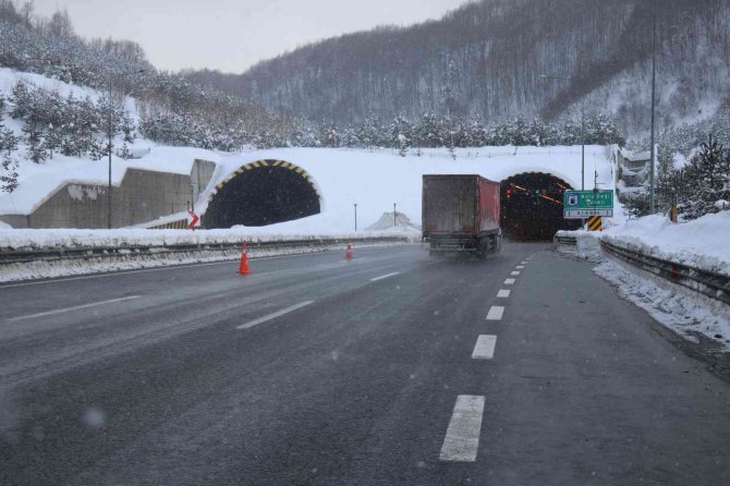 Bolu Dağı’nda Ulaşım Rahat Sağlanıyor