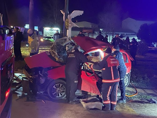 Bursa’da Kırmızı Işık Faciası: 3 Ölü... Kaza Anı Kamerada