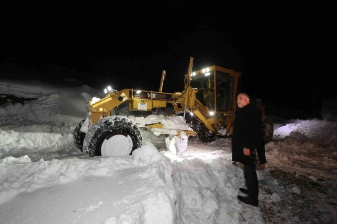 Canik’te Yoğun Kar Mesaisi