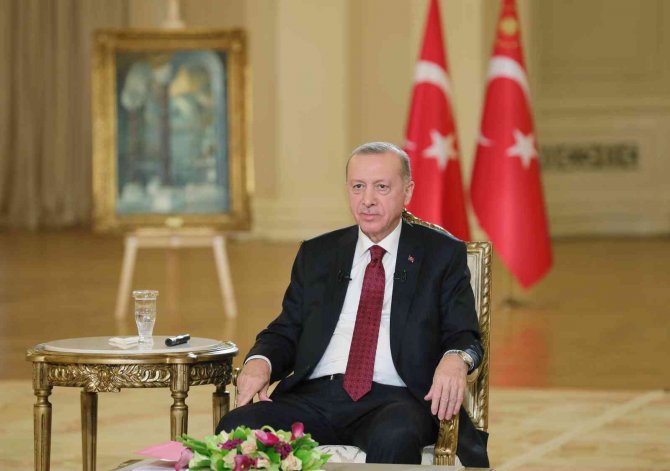 Cumhurbaşkanı Erdoğan: “Biz İ̇stanbul’umuzu Kaderine Terk Edemeyiz”