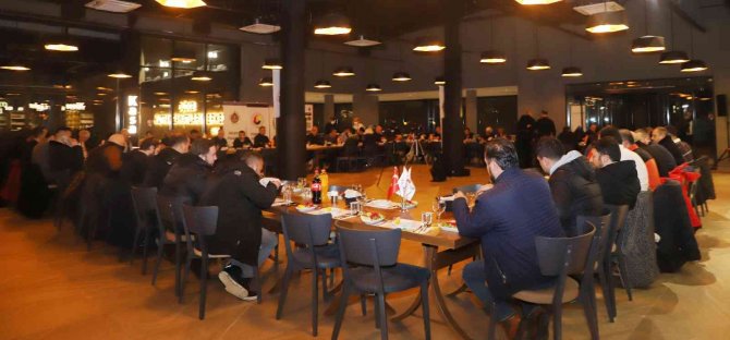 Akaryakıt İstasyonlarının Sorunları Konuşuldu