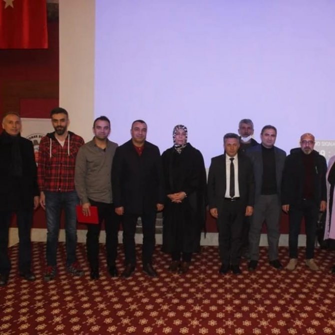 Elazığ’da ’Çalışma Ve Motivasyon’ Konferansı Düzenlendi