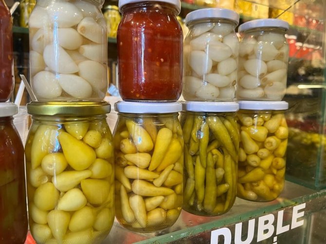 Havaların Soğumasıyla Acı Biber Turşusunun Satışları 10 Kat Arttı