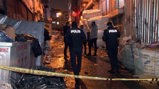 Fatih’te Feci Ölüm: Yaktığı Ateş Üzerine Sıçrayınca Yaşamını Yitirdi