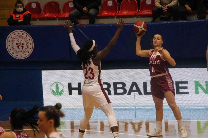 Kadınlar Basketbol Süper Ligi: Hatayspor: 103 - Elazığ İ̇l Özel İ̇dare: 51