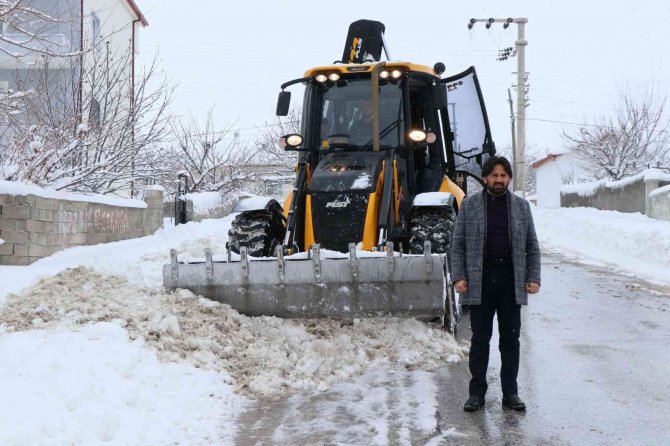 Aksaray’ın Ortaköy İlçesi Son 20 Yılın En Fazla Kar Yağışını Aldı