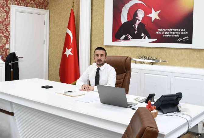 Kestel Belediyesi ‘Kesişme: İ̇yi Ki Varsın Eren’ Filmini Ve Oyuncularını Vatandaşlarla Buluşturuyor