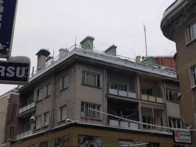 Konya’da Apartmanın Çatı Katında Yangın
