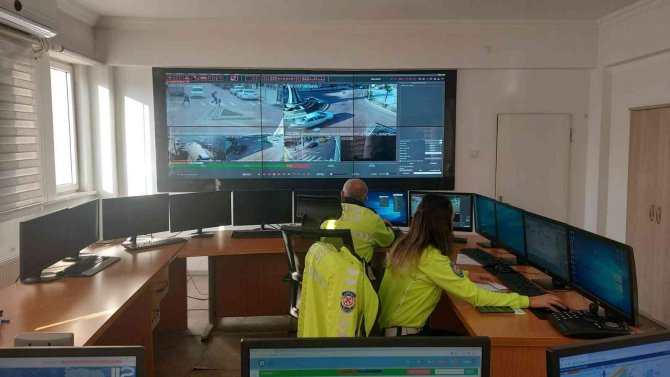 Salihli’de Kgys Kameralarıyla Denetim Başladı