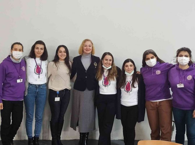 Nilüfer’de Genç Kızlar İçin “Değişen Ben” Atölyesi