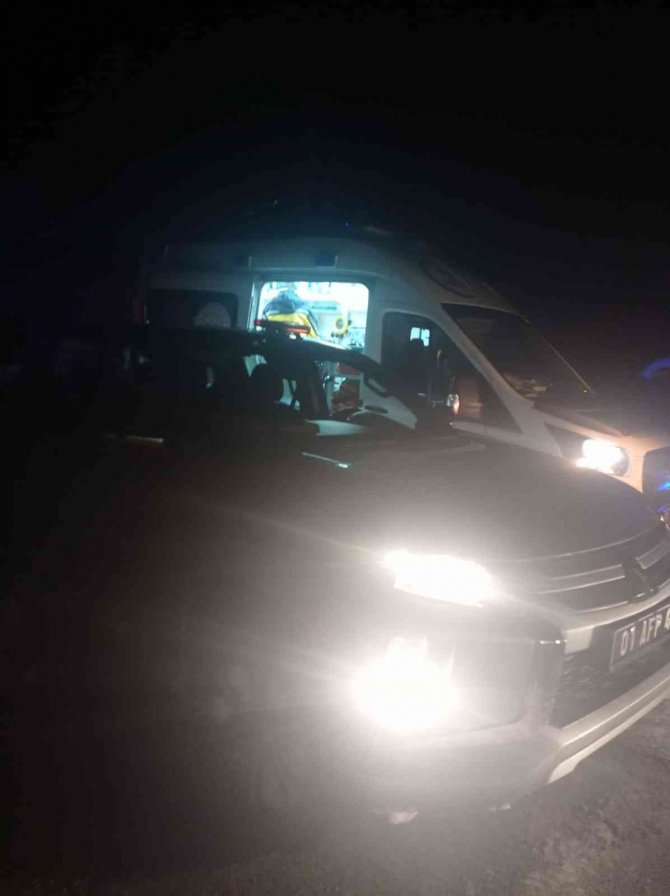 Orman İşçileri Karda Yolu Kapanan Hasta İçin Seferber Oldu