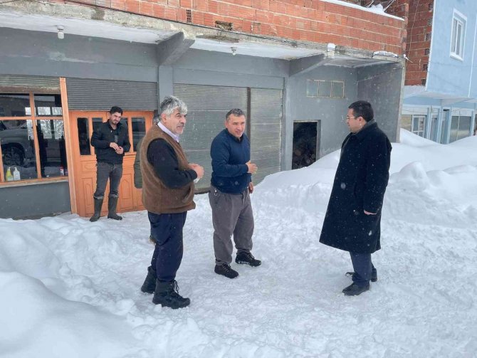 Kaymakamdan Kar Temizleme Çalışmalarına Yakın Takip