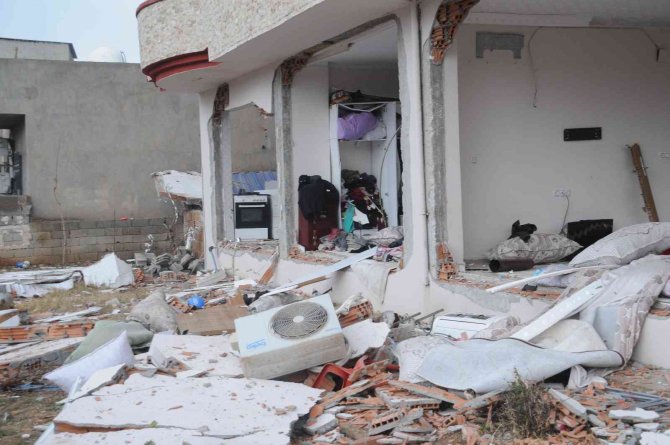 Cizre’de İki Katlı Evde Tüp Patladı:3 Yaralı