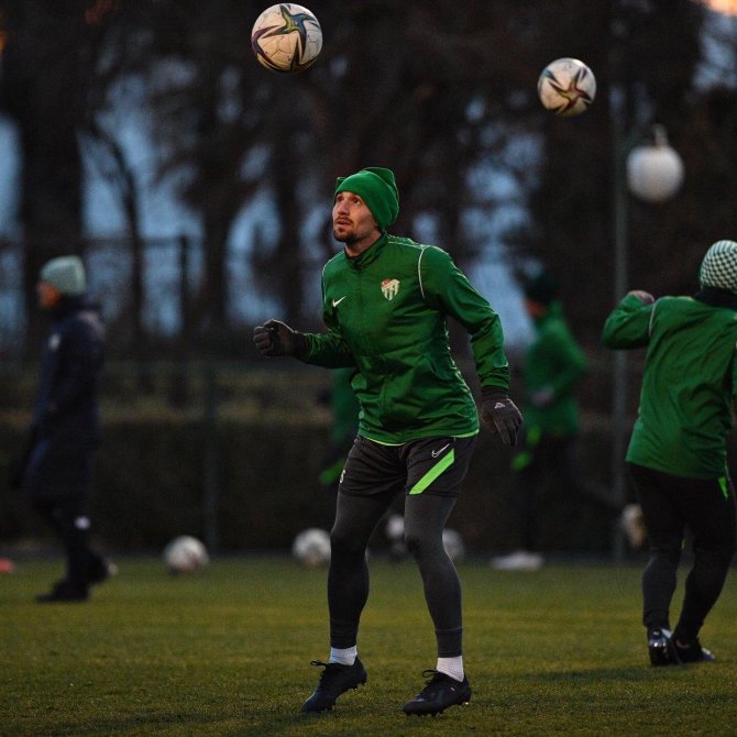 Bursaspor’un Antalya Kampı Başladı