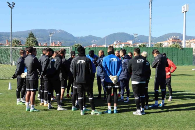Altay, Antalya’da Kampa Giriyor