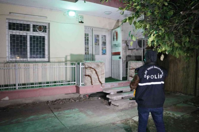 Adana’da Masaj Salonunda Bıçaklı Kavga: 2 Yaralı