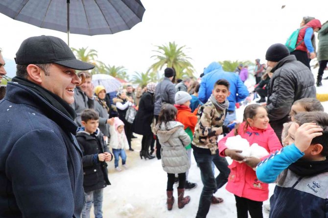 Alanya’da Kar Şenliği