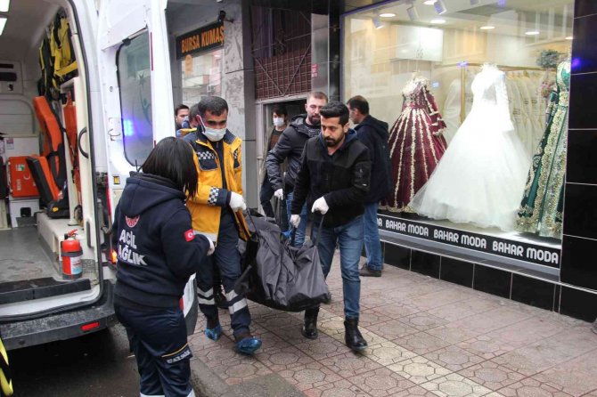 Batman’da Boğazı Kesilmiş Ceset Bulundu: 1 Kişi Gözaltına Alındı
