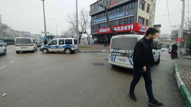 El Salladı Kalbinden Bıçaklandı