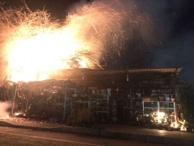 Fethiye’de Trafo Yangını Korkuttu